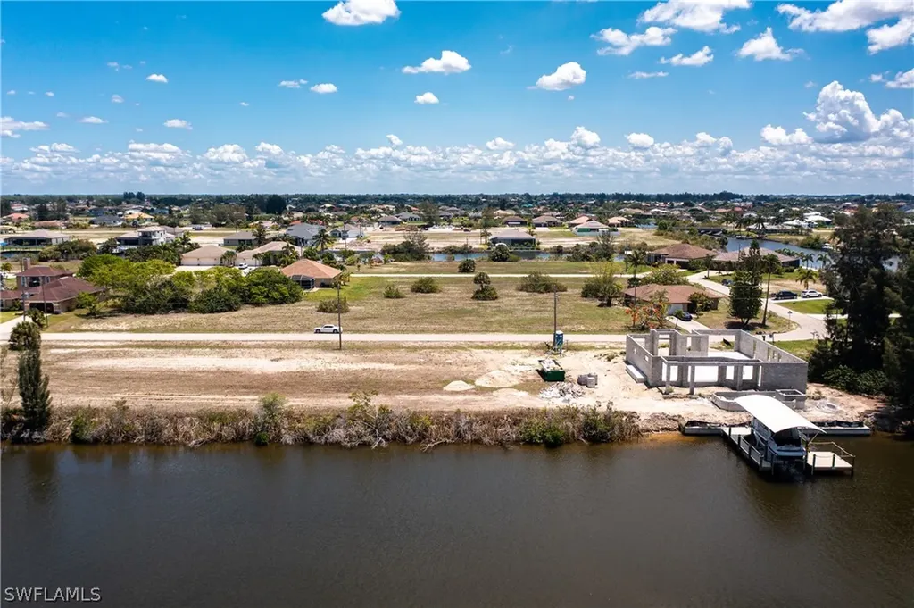 1430 NW 42nd Avenue Cape Coral FL 33993