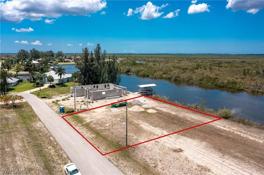 1430 NW 42nd Avenue Cape Coral FL 33993