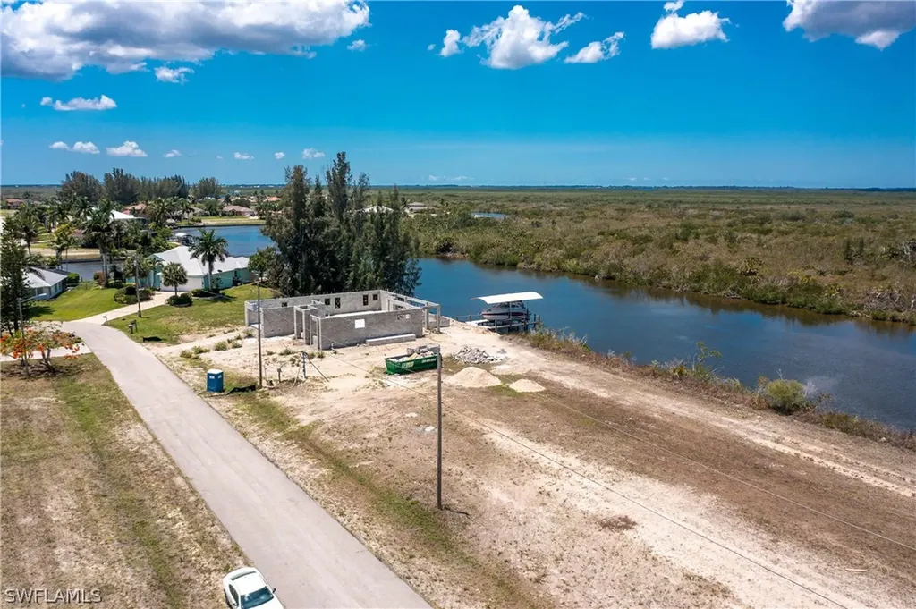 1430 NW 42nd Avenue Cape Coral FL 33993