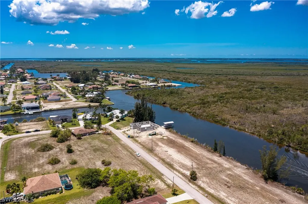 1430 NW 42nd Avenue Cape Coral FL 33993