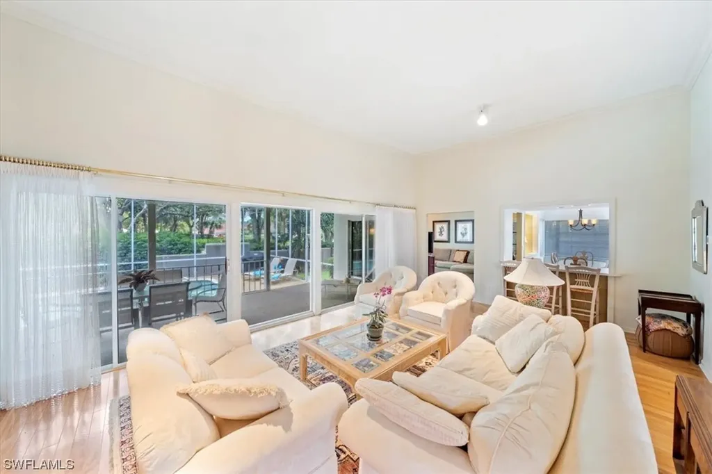 5900 Chanteclair Drive Naples FL 34108