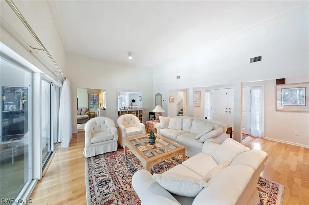 5900 Chanteclair Drive Naples FL 34108