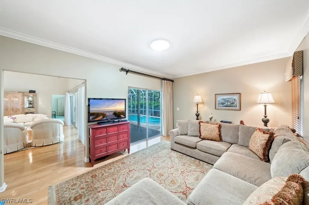 5900 Chanteclair Drive Naples FL 34108