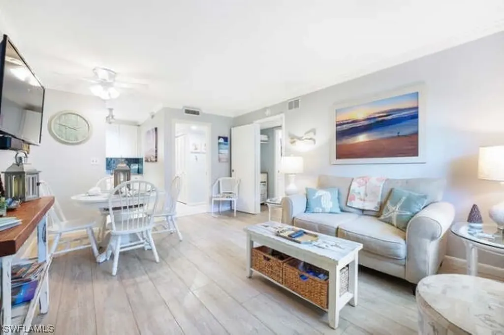 1295 Gulf Shore Boulevard S Naples FL 34102