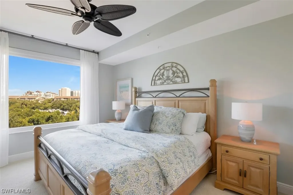 430 Cove Tower Drive Naples FL 34110