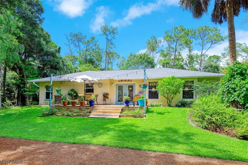 4230 11th Avenue SW Naples FL 34116