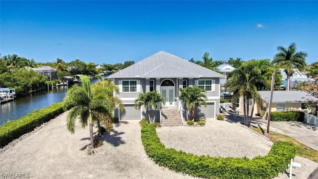 2681 Egret Court St. James City FL 33956