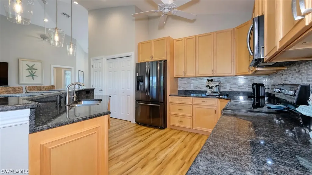 2681 Egret Court St. James City FL 33956