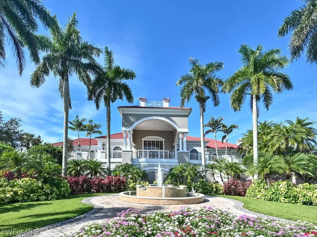 5044 Cerromar Drive Naples FL 34112