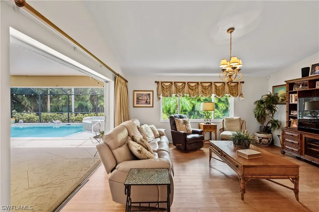 8028 San Simeon Way Naples FL 34109