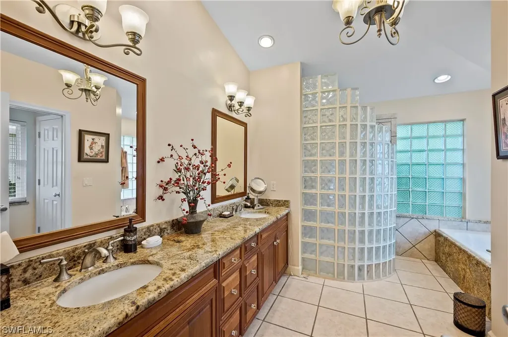 8028 San Simeon Way Naples FL 34109