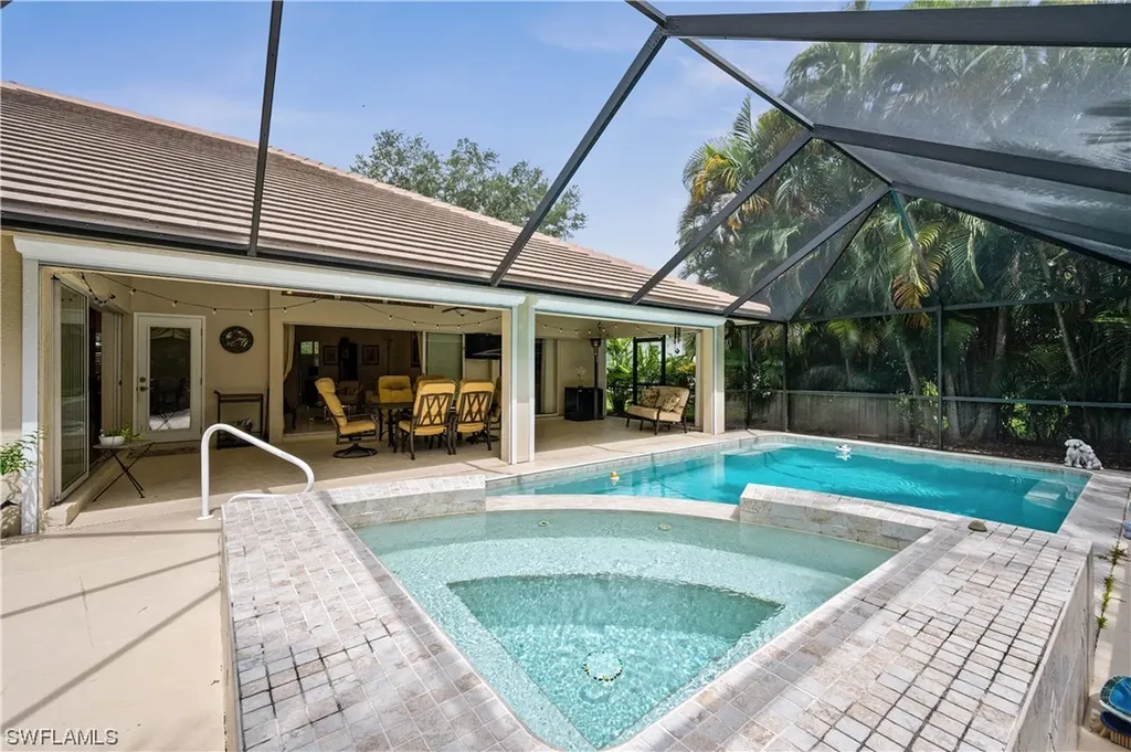 8028 San Simeon Way Naples FL 34109