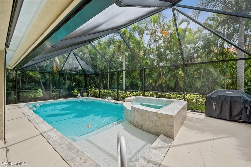 8028 San Simeon Way Naples FL 34109