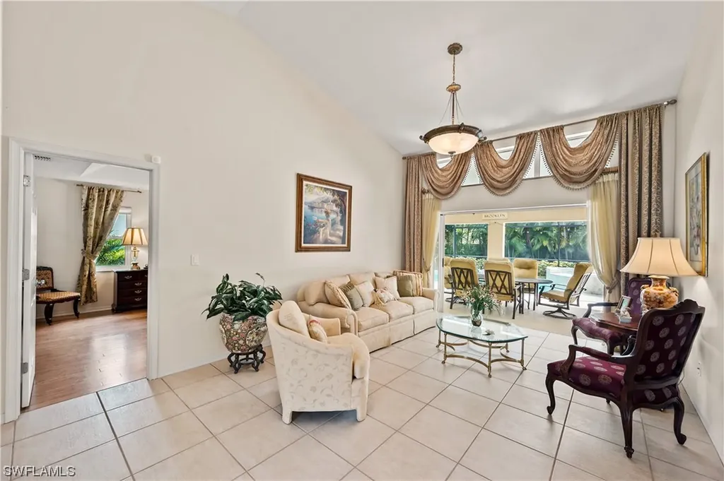 8028 San Simeon Way Naples FL 34109