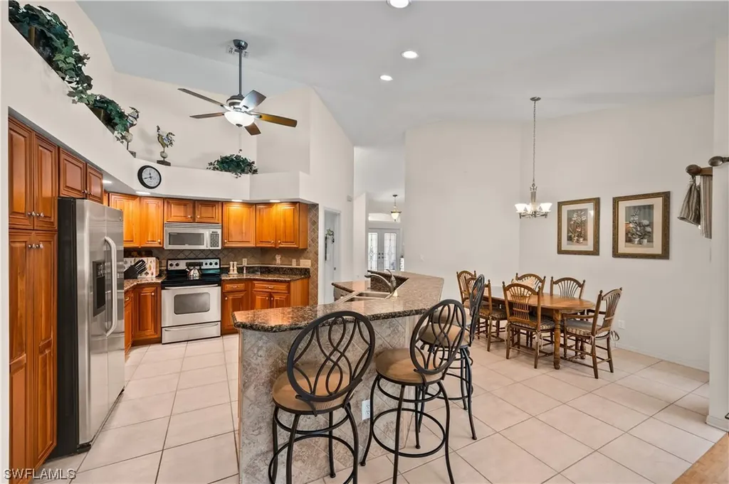 8028 San Simeon Way Naples FL 34109