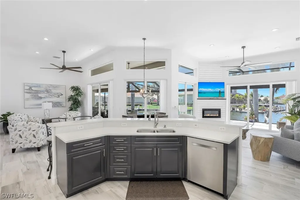 160 S Seas Court Marco Island FL 34145