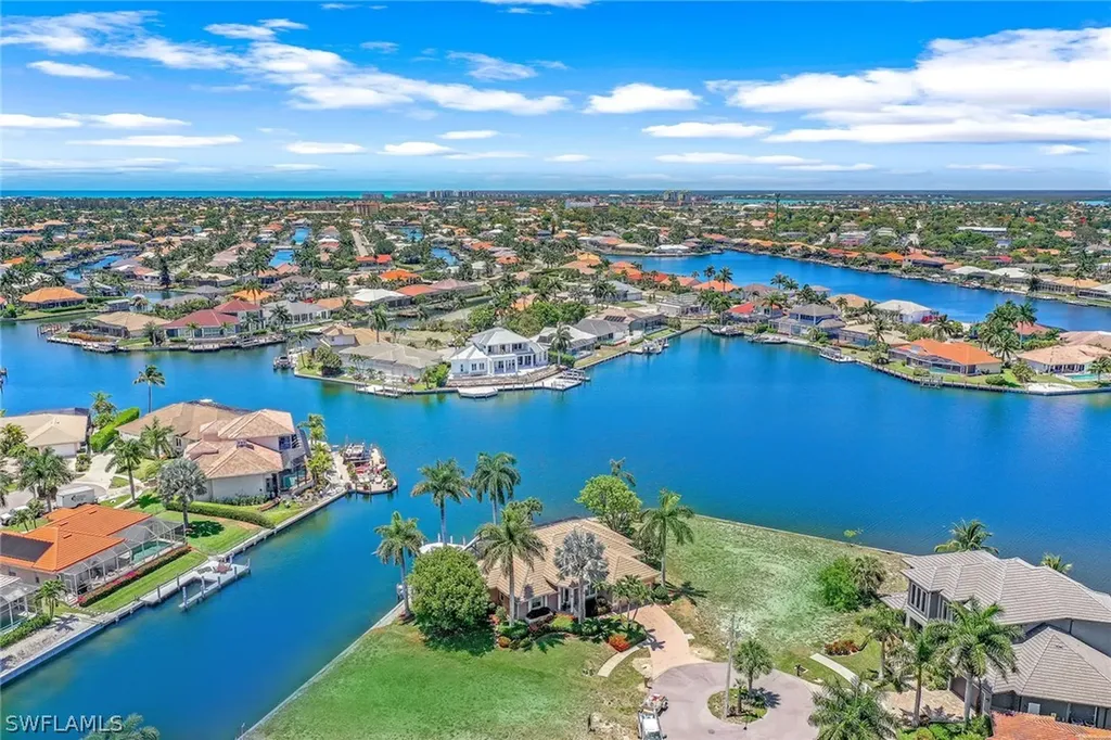 160 S Seas Court Marco Island FL 34145