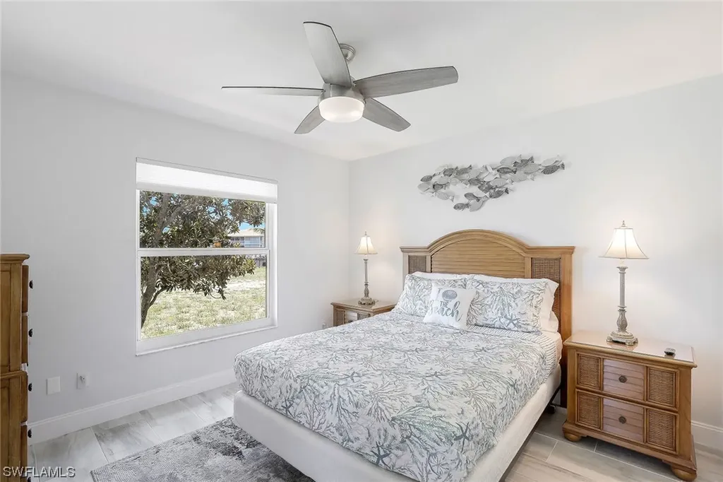 160 S Seas Court Marco Island FL 34145