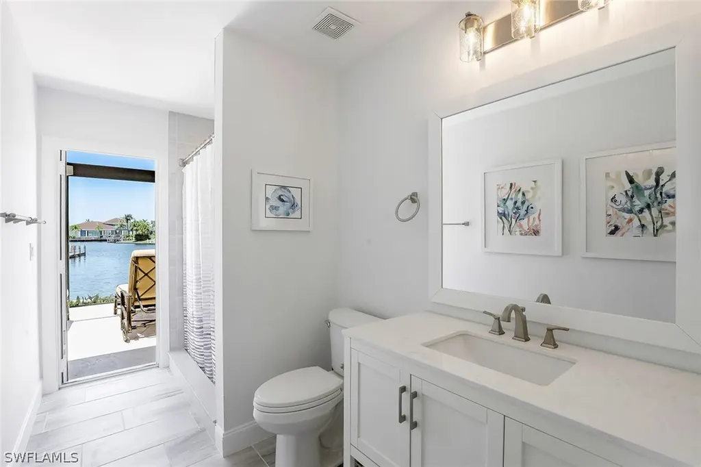 160 S Seas Court Marco Island FL 34145