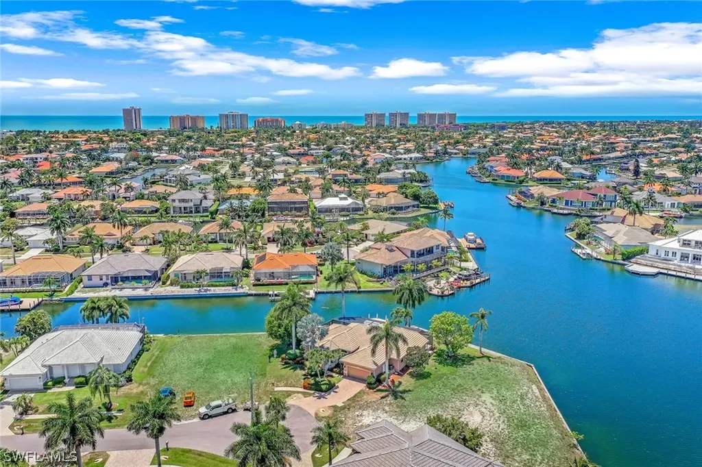 160 S Seas Court Marco Island FL 34145