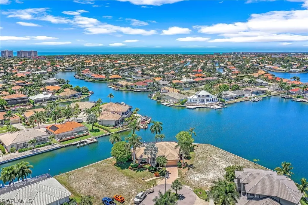 160 S Seas Court Marco Island FL 34145