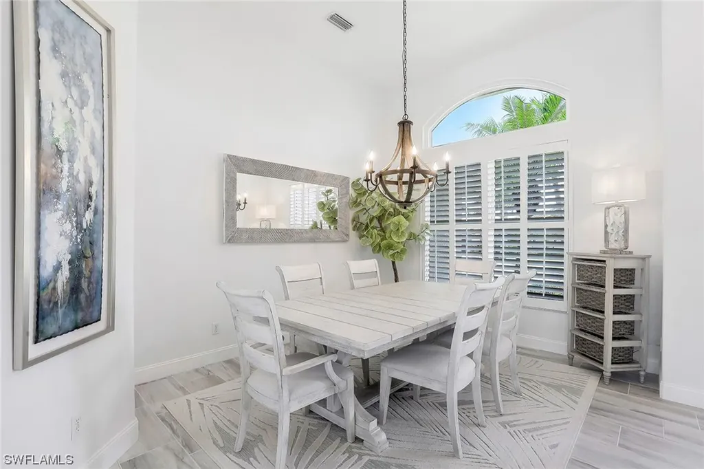 160 S Seas Court Marco Island FL 34145