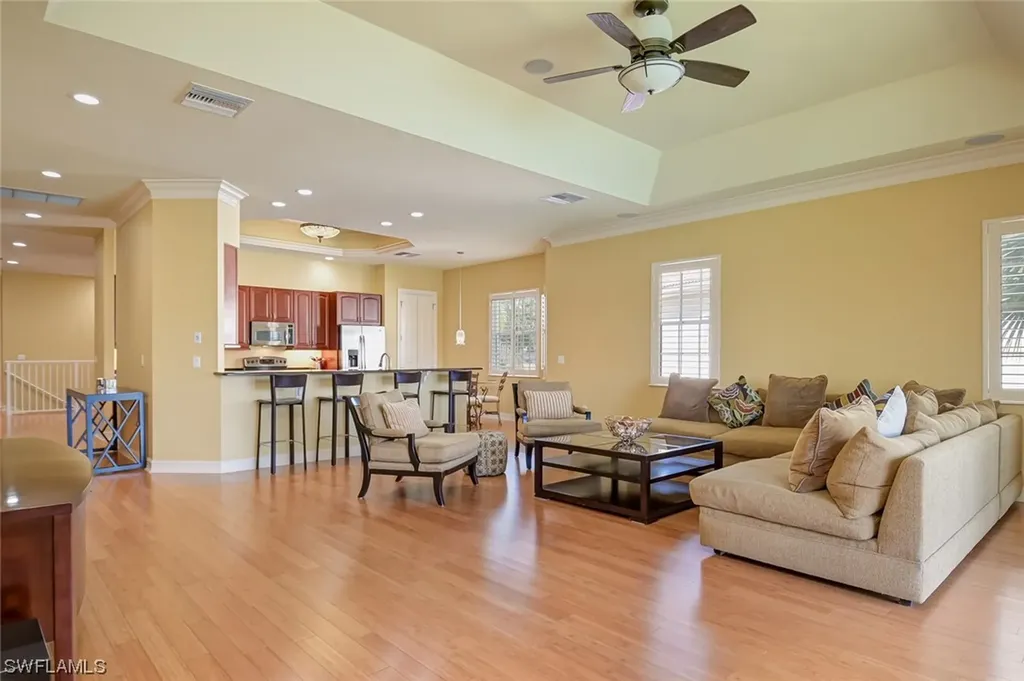 7128 Lemuria Circle Naples FL 34109