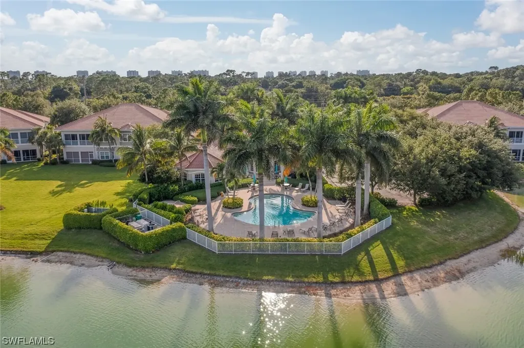 7128 Lemuria Circle Naples FL 34109