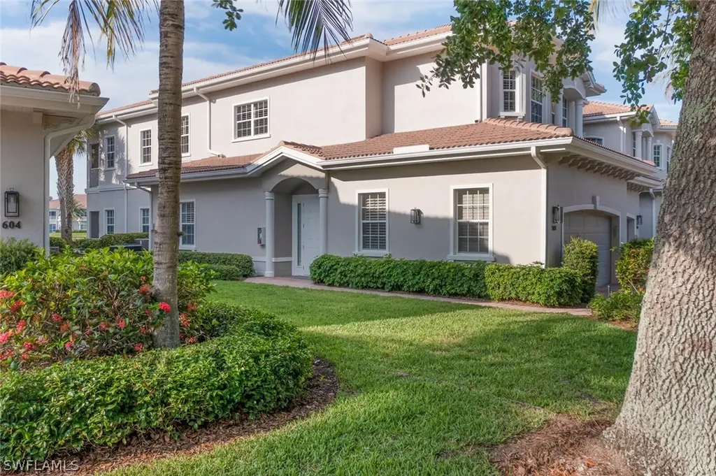 7128 Lemuria Circle Naples FL 34109