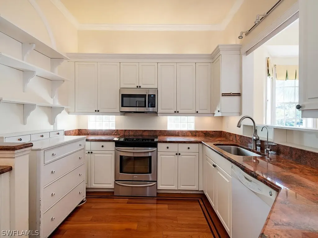 770 Bentwater Circle Naples FL 34108
