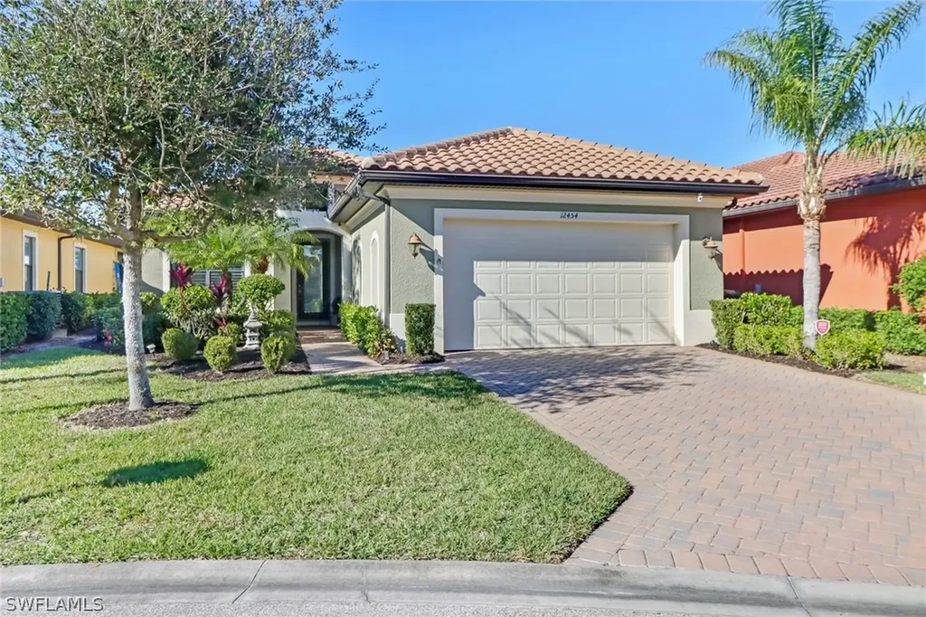 12454 Kentwood Avenue Fort Myers FL 33913