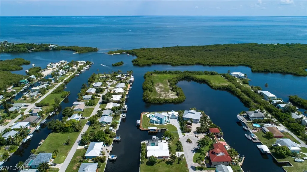 16265 Bowline Street Bokeelia FL 33922