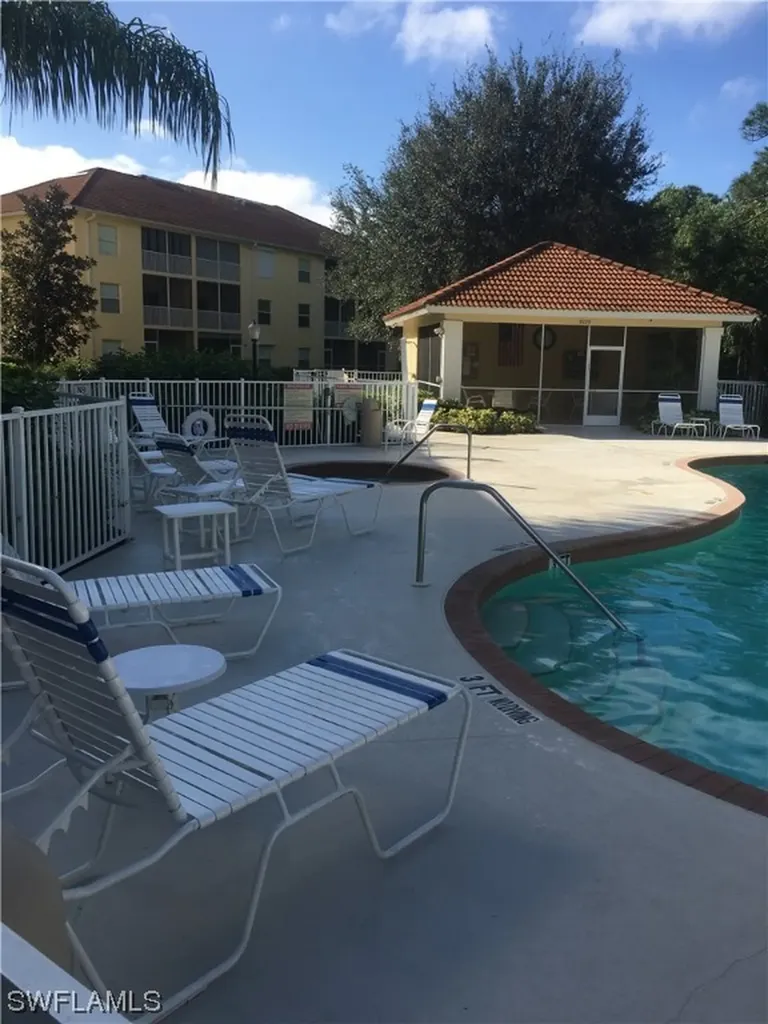 9165 Celeste Drive Naples FL 34113