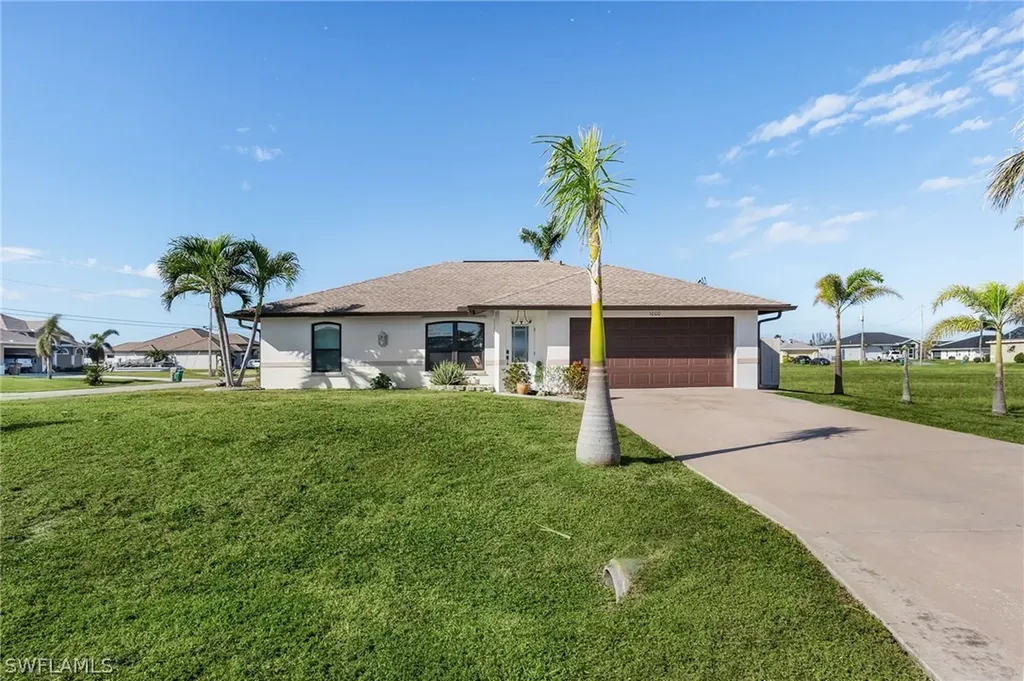 1000 NW 35th Avenue Cape Coral FL 33993