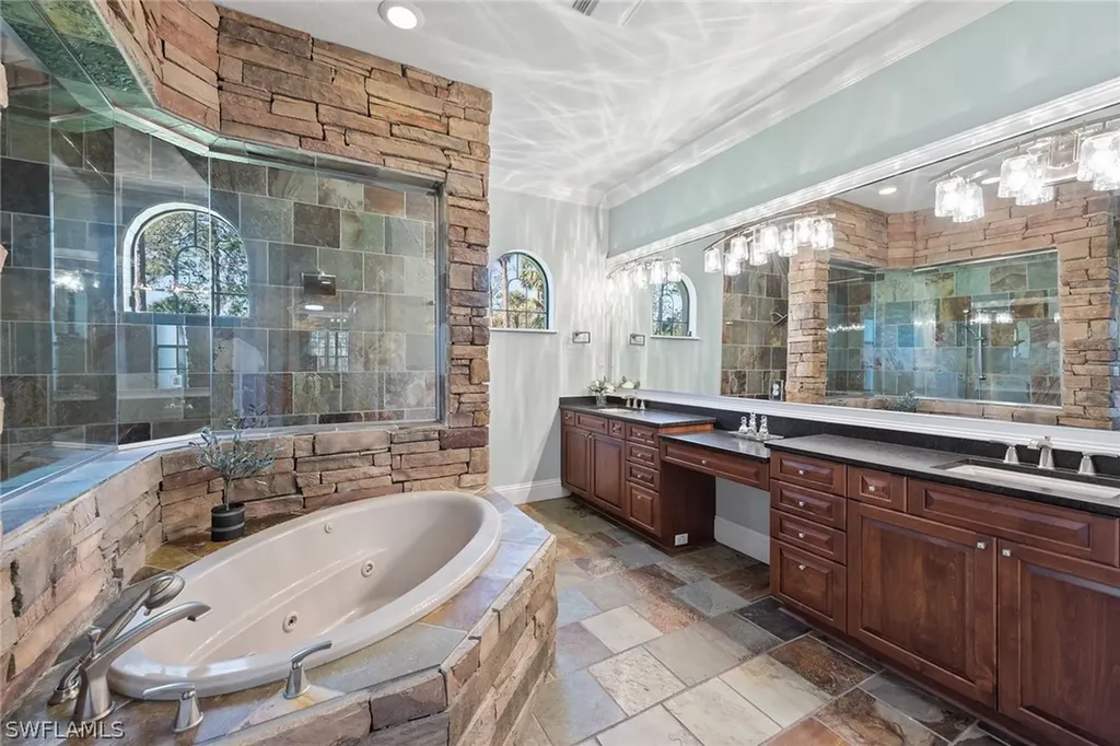 1680 Oakes Boulevard Naples FL 34119