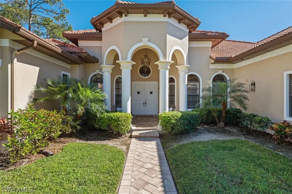 1680 Oakes Boulevard Naples FL 34119