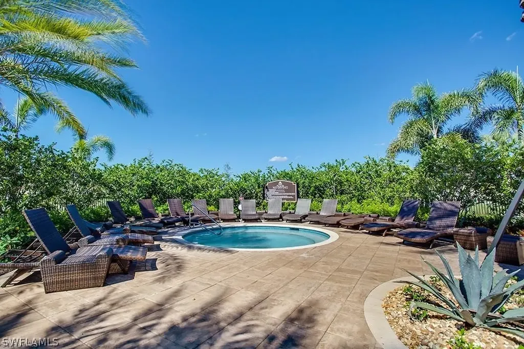 3642 Santaren Court Naples FL 34119