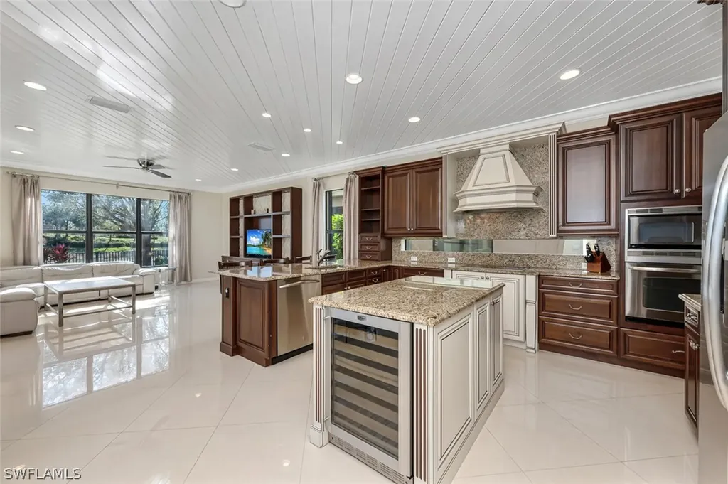 3642 Santaren Court Naples FL 34119