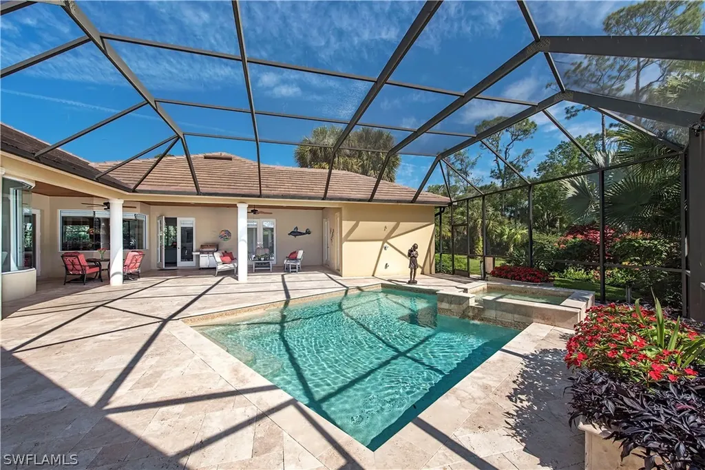 2017 Merlin Court Naples FL 34105