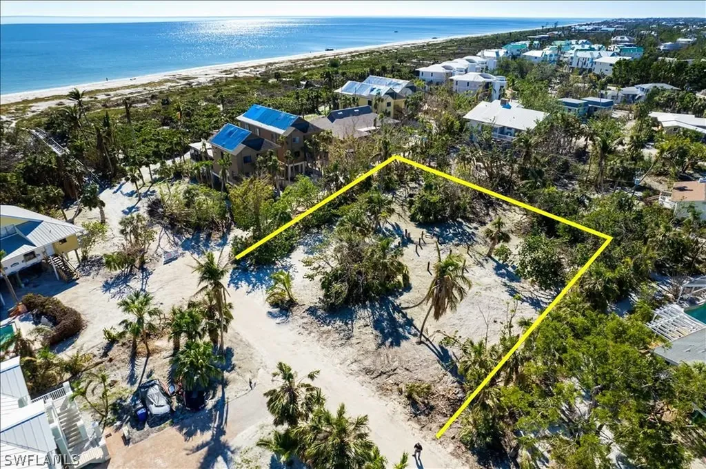 1119 Seagrape Lane Sanibel FL 33957