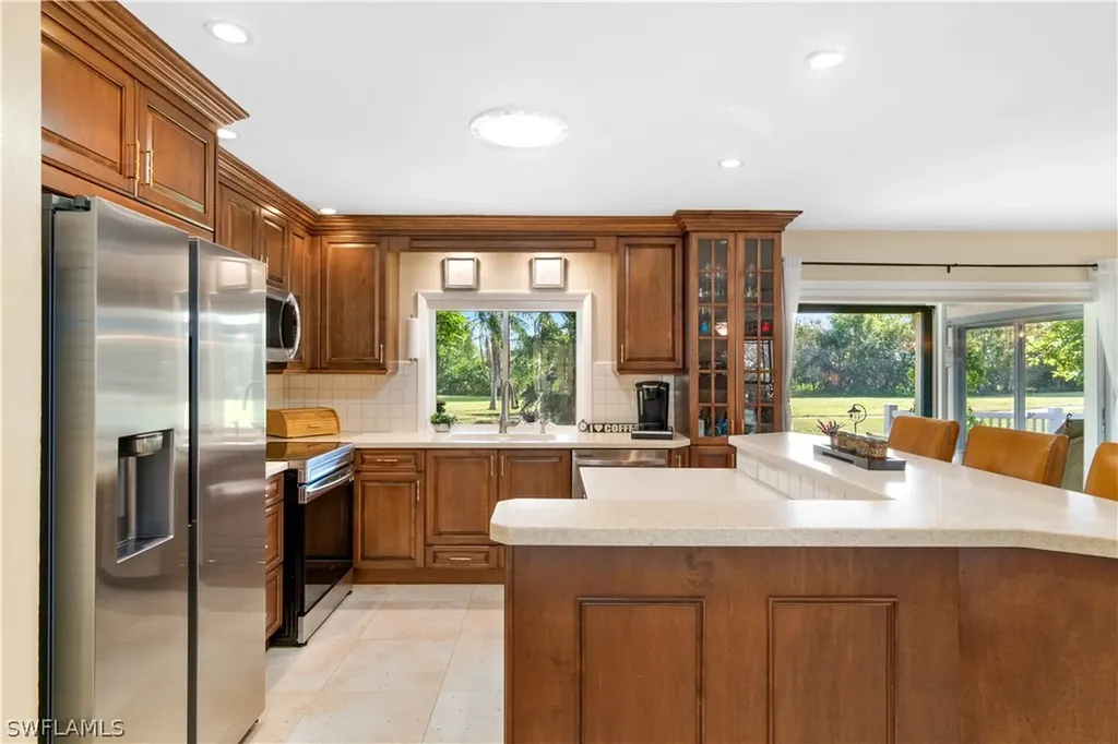4704 Lakewood Boulevard Naples FL 34112