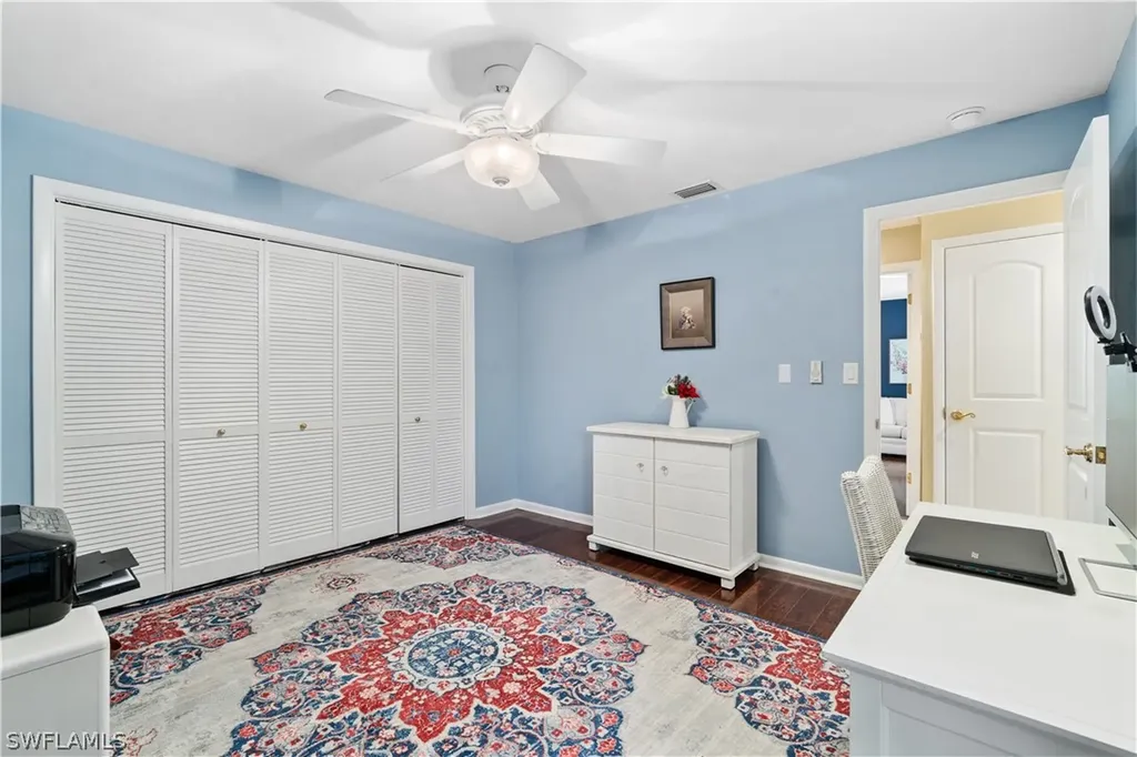 4704 Lakewood Boulevard Naples FL 34112
