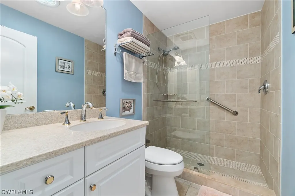 4704 Lakewood Boulevard Naples FL 34112