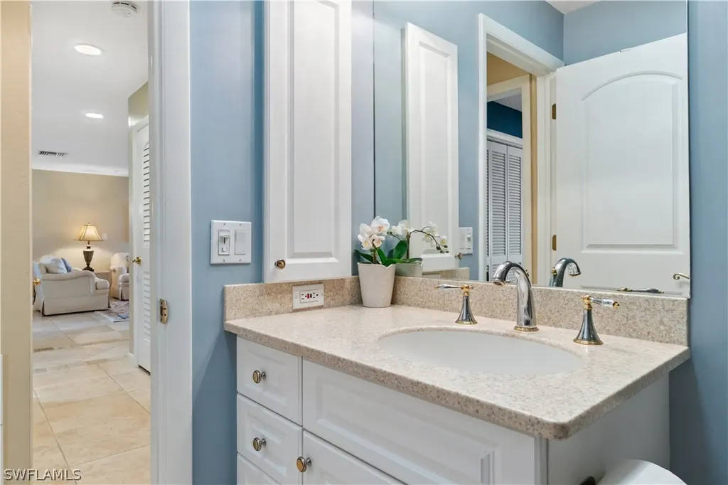 4704 Lakewood Boulevard Naples FL 34112