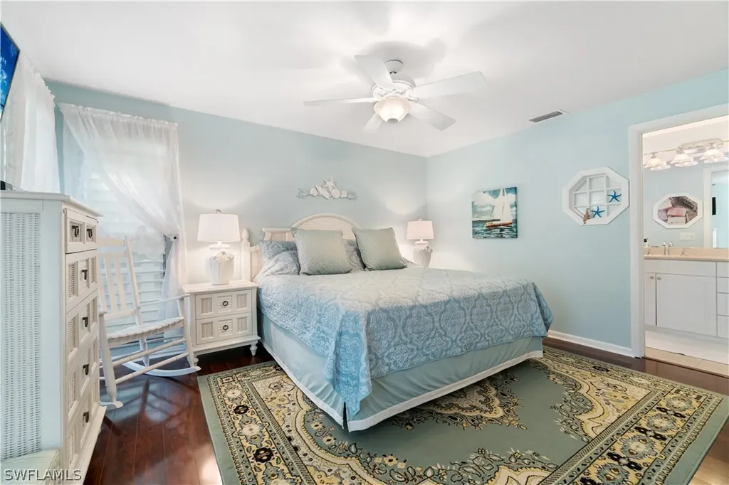 4704 Lakewood Boulevard Naples FL 34112