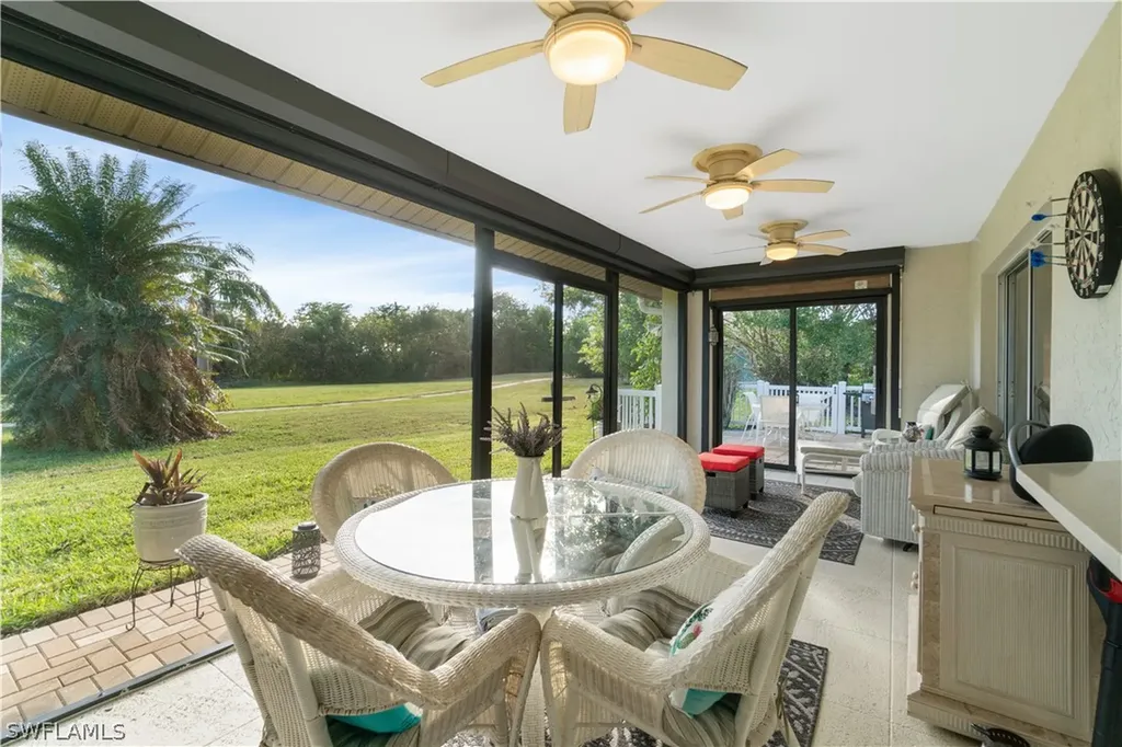 4704 Lakewood Boulevard Naples FL 34112