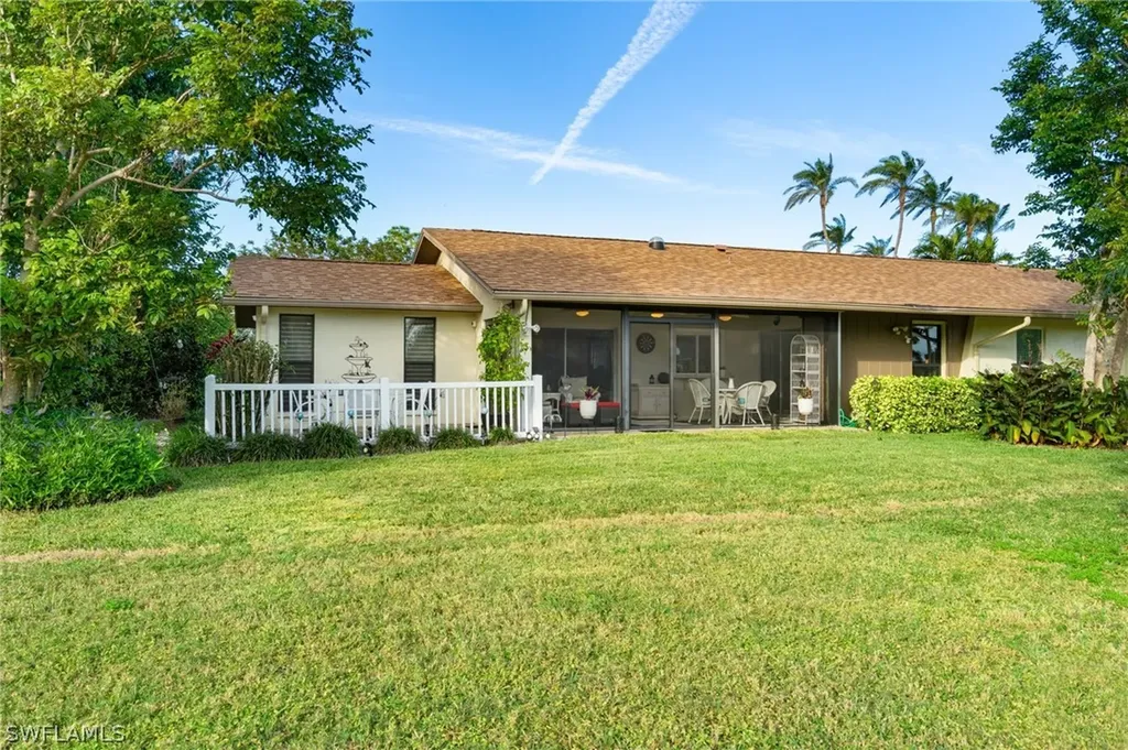 4704 Lakewood Boulevard Naples FL 34112