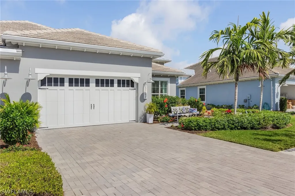 5701 Highbourne Drive Naples FL 34113