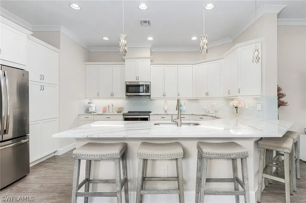 5701 Highbourne Drive Naples FL 34113