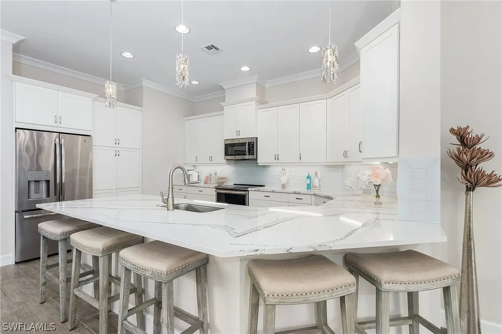 5701 Highbourne Drive Naples FL 34113
